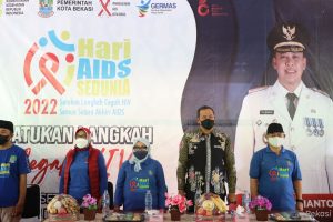 Peringatan Hari AIDS Sedunia,Pemkot Bekasi Gelar Kampanye Simpatik dan Pemberian Santunan