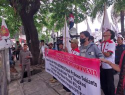 Pinta Tidak Tegas Kader Partainya,PB KAMI Demo Kantor Partai Gerindra