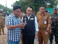 Kunjungan PJ Bupati Diwarnai Protes Seorang LSM Banyaknya Kontraktor Kurangi Volume Proyek APBD