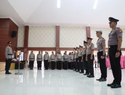 Polres Metro Bekasi Lakukan Upacara Korps Raport Kenaikan Pangkat
