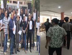 Kecewa Pada Pemkab Bekasi Kontraktor Aksi Bakar Profile Perusahaan