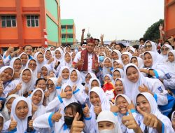 Pupuk Cinta Tanah Air, Tri Adhianto Sampaikan di SMK KBM 1&2 Padurenan
