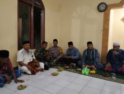 Polsek Cabangbungin Laksanakan Sholat Terawih Keliling Berjamaah