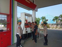 Tiga SPBU Di Lakukan Pengecekan Polsek Cibarusah Jelang Mudik Lebaran
