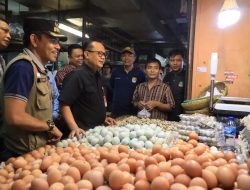 Sidak Pasar Jelang Idul Adha, Pj. Wali Kota Bekasi: “Harga Pangan Pokok Stabil dan Ketersediaan Aman”