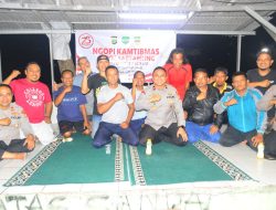 Menjalin Silahturahmi Polsek Cikarang Barat Gelar Ngopi Kamtibmas Di Pos Satkamling.