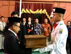 Pj. Wali Kota Bekasi Kukuhkan Paskibraka Tingkat Kota Bekasi Tahun 2024