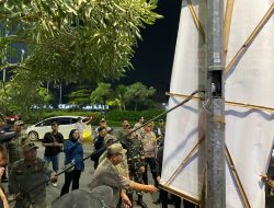 Memasuki Masa Tenang Pilkada, Bawaslu Bersama Forkopimda Kota Bekasi Tertibkan APK