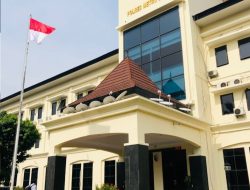 Krimsus Polres Metro Bekasi Lakukan Penyelidikan Pembuangan Limbah yang Resahkan Warga Dua Desa