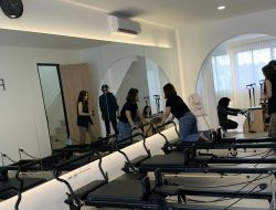 Sentuh Para Kaula Muda,Olahraga Pilates Kini Hadir di Cikarang