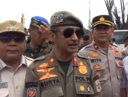 Pol PP Kabupaten Bekasi Tertibkan Puluhan Bangli di Dua Desa