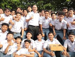 Jam Masuk Sekolah Kembali ke Pukul 07.00, Wali Kota Bekasi: Kita Sesuaikan dengan Kondisi Nyata di Lapangan
