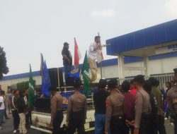 Warga Desa Cibuntu Demo Perusahaan, Kecewa Penerimaan Tenaga Kerja Jadi Ajang Bisnis