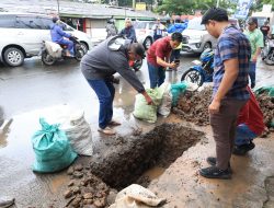 Wali Kota Bekasi Hentikan Penggalian Kabel Optik di Kali Abang Tengah, Proyek Tanpa Kejelasan Izin Langsung Diberhentikan