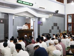 Tarawih Keliling Perdana Ramadan 1447 H, Wali Kota Bekasi Hadiri Tarling di Masjid Al Muhajirin Kota Baru