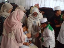 Wujud Rasa Sukur,Ahmad bin Olim Santuni Ratusan Anak Yatim dari Tiga Desa di Cikarang Barat
