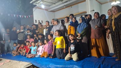 Relawan Rehab Kali Cikarang Edukasi Warga soal Bahaya Buang Sampah ke Sungai