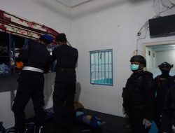 Razia Gabungan di Lapas Cikarang, Puluhan Barang Terlarang Disita